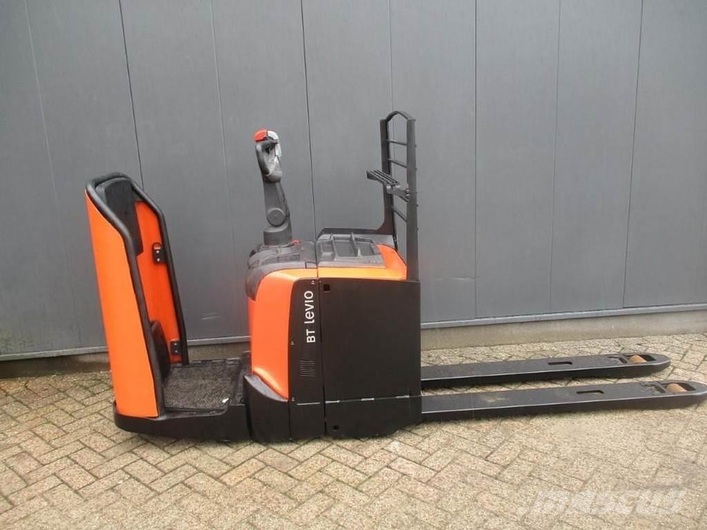 BT LPE 200 Lavansiirtotrukit ajotasolla