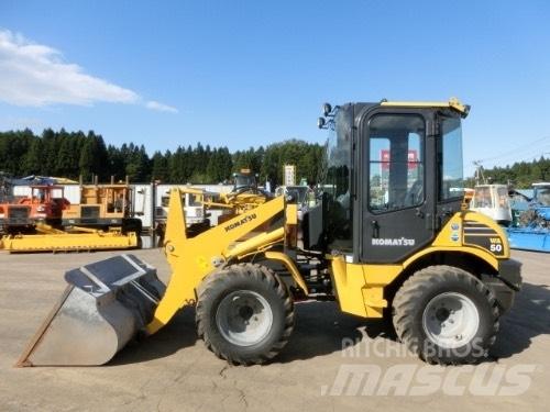 Komatsu WA50-6N0 Pyöräkuormaajat