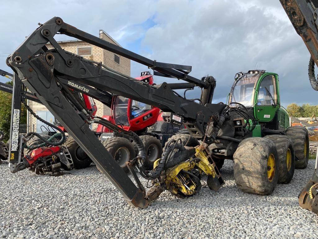 John Deere 1470 E Harvesterit
