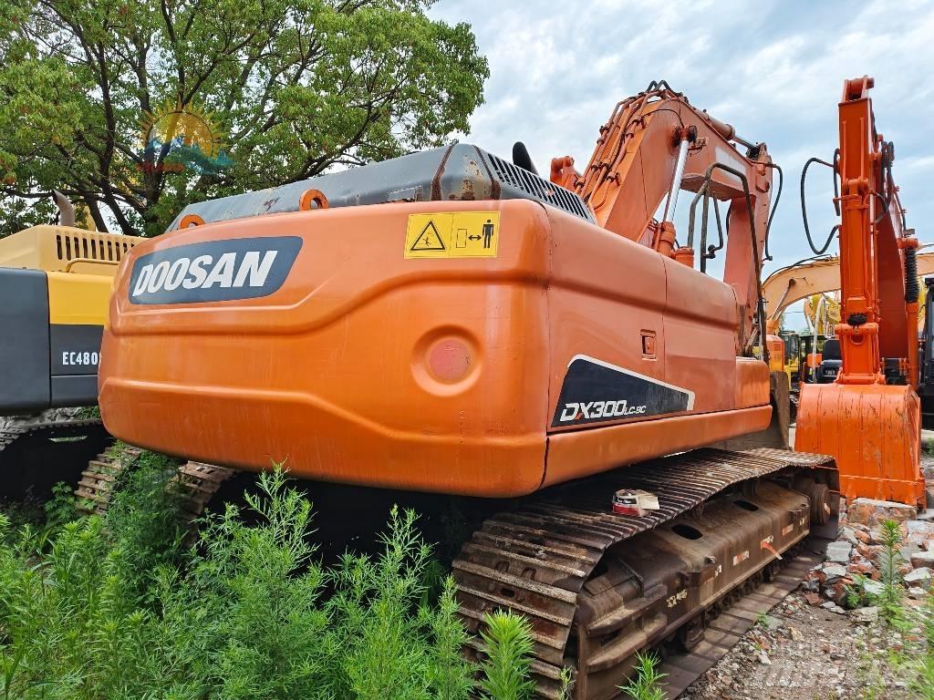 Doosan DX 300 LC-9C Telakaivukoneet