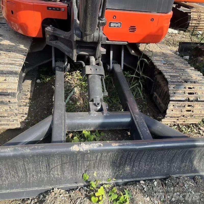 Kubota U 40 Minikaivukoneet < 7t