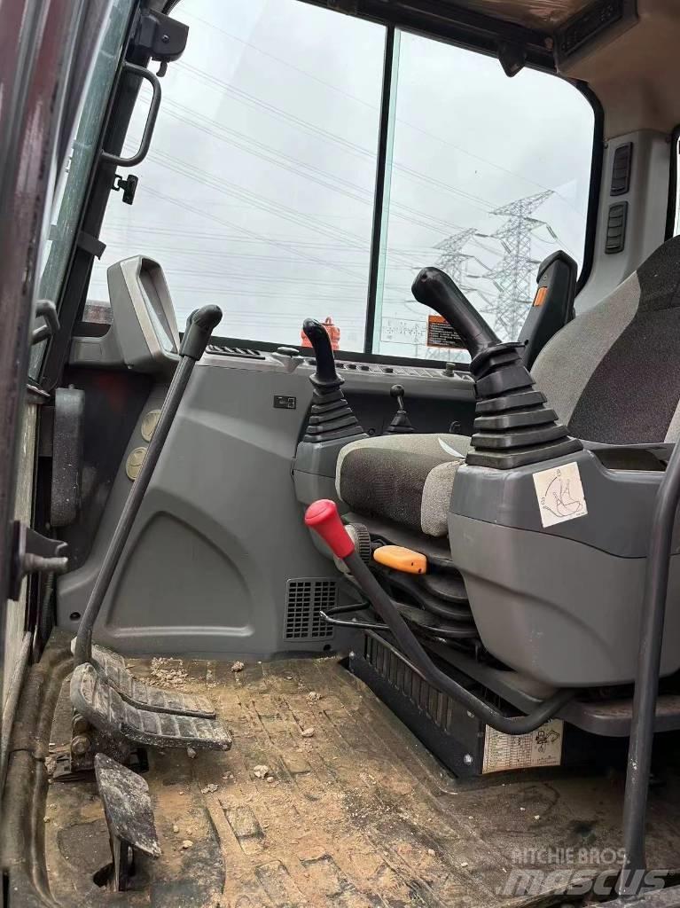 Doosan DX60-9 Minikaivukoneet < 7t
