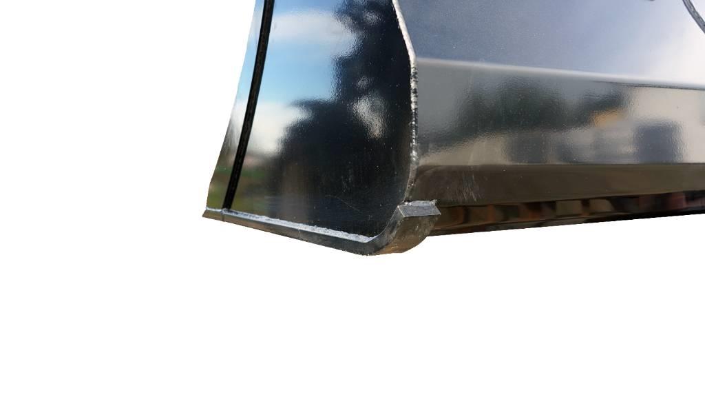  IM UNIVERSALSKOPA Kauhat