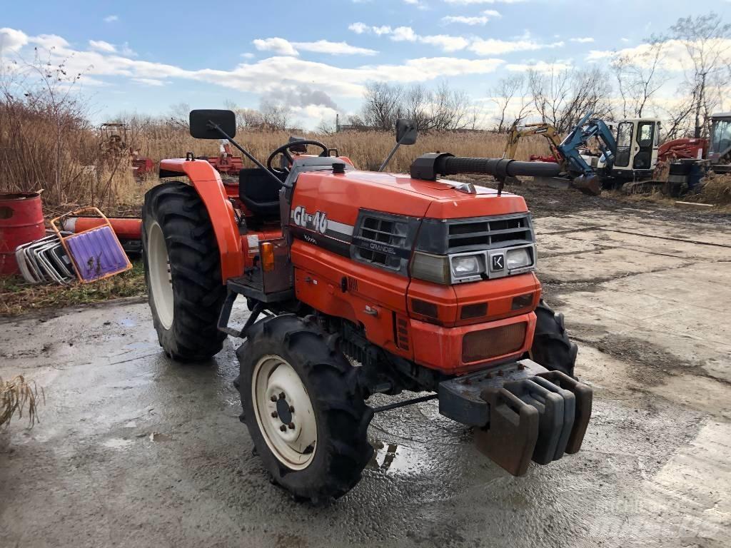 Kubota GL-46 Traktorit