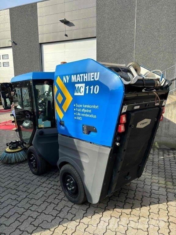 Mathieu MC110 Lakaisukoneet