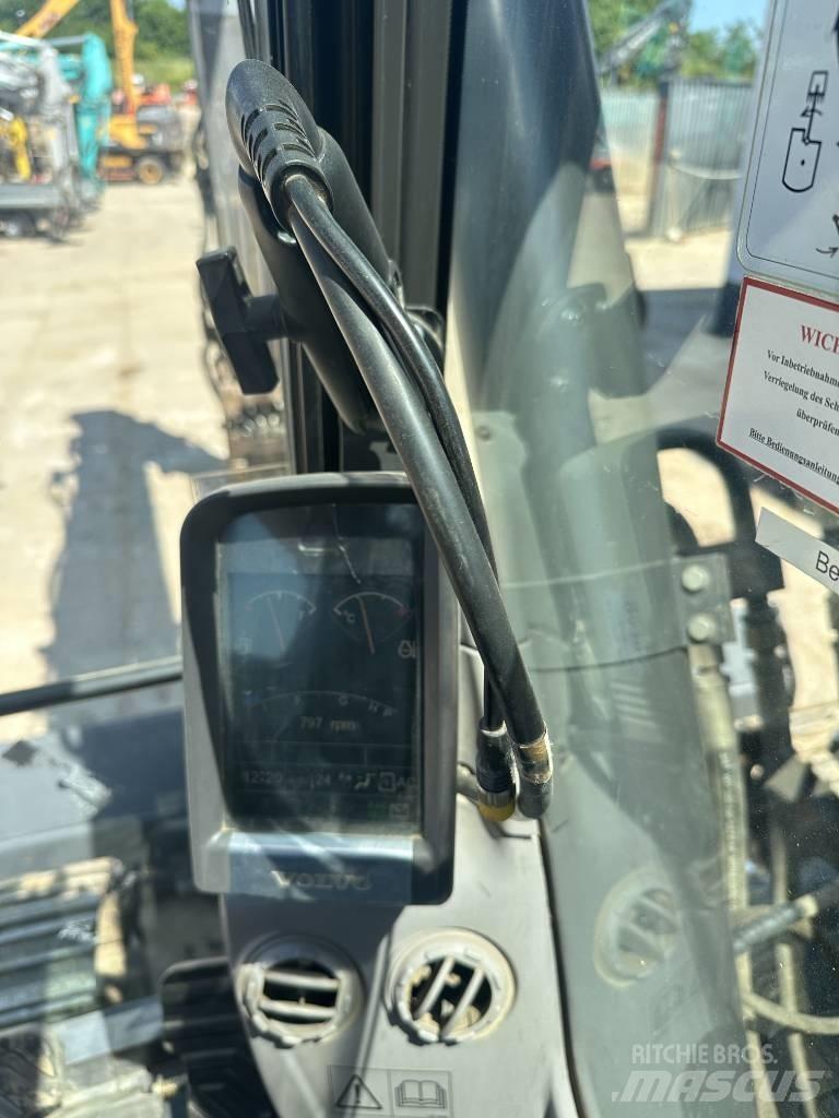 Volvo ECR 235 D Telakaivukoneet