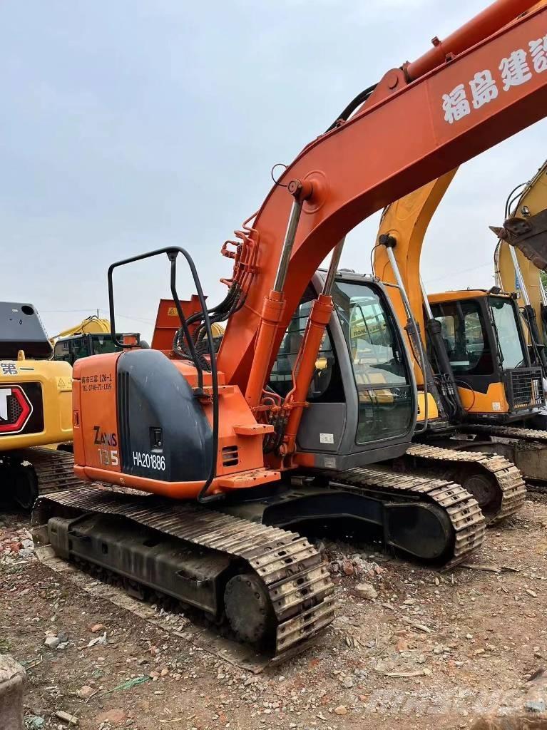Hitachi ZX 135 US Telakaivukoneet
