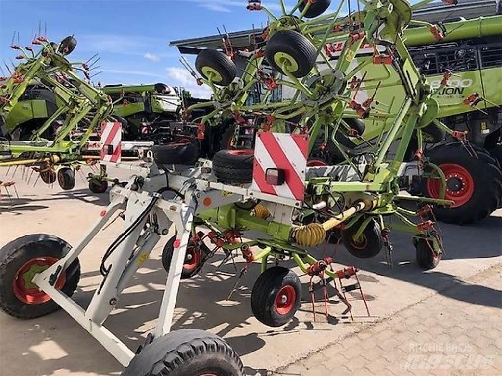 CLAAS Volto 1320 T Pöyhimet ja haravat