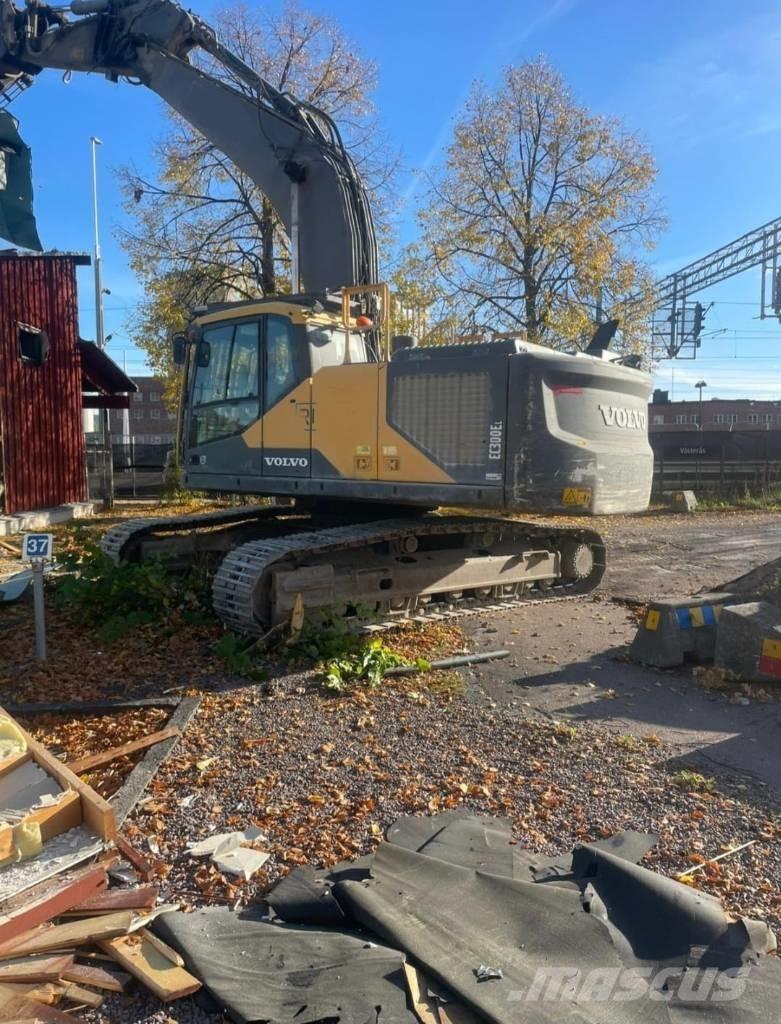 Volvo EC 300 EL Telakaivukoneet