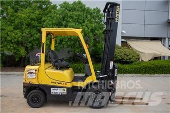 Hyster H2.5XT Nestekaasutrukit