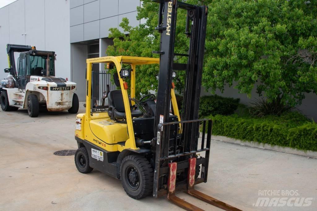 Hyster H2.5XT Nestekaasutrukit