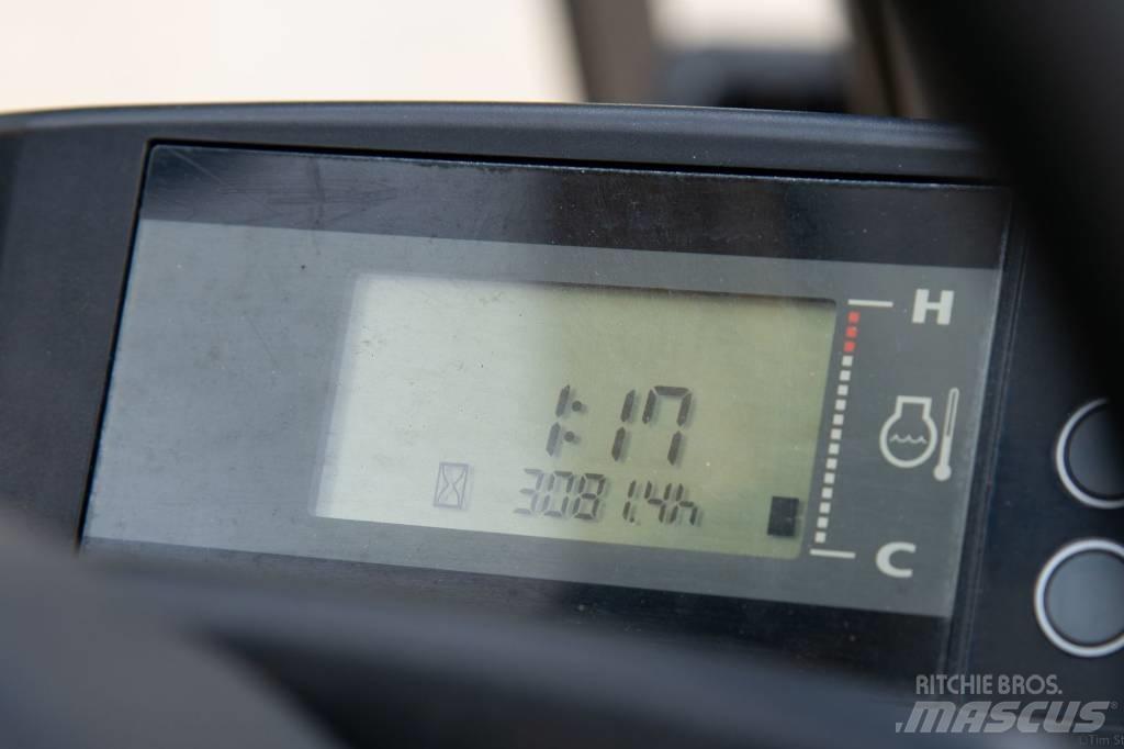 Hyster H2.5XT Nestekaasutrukit
