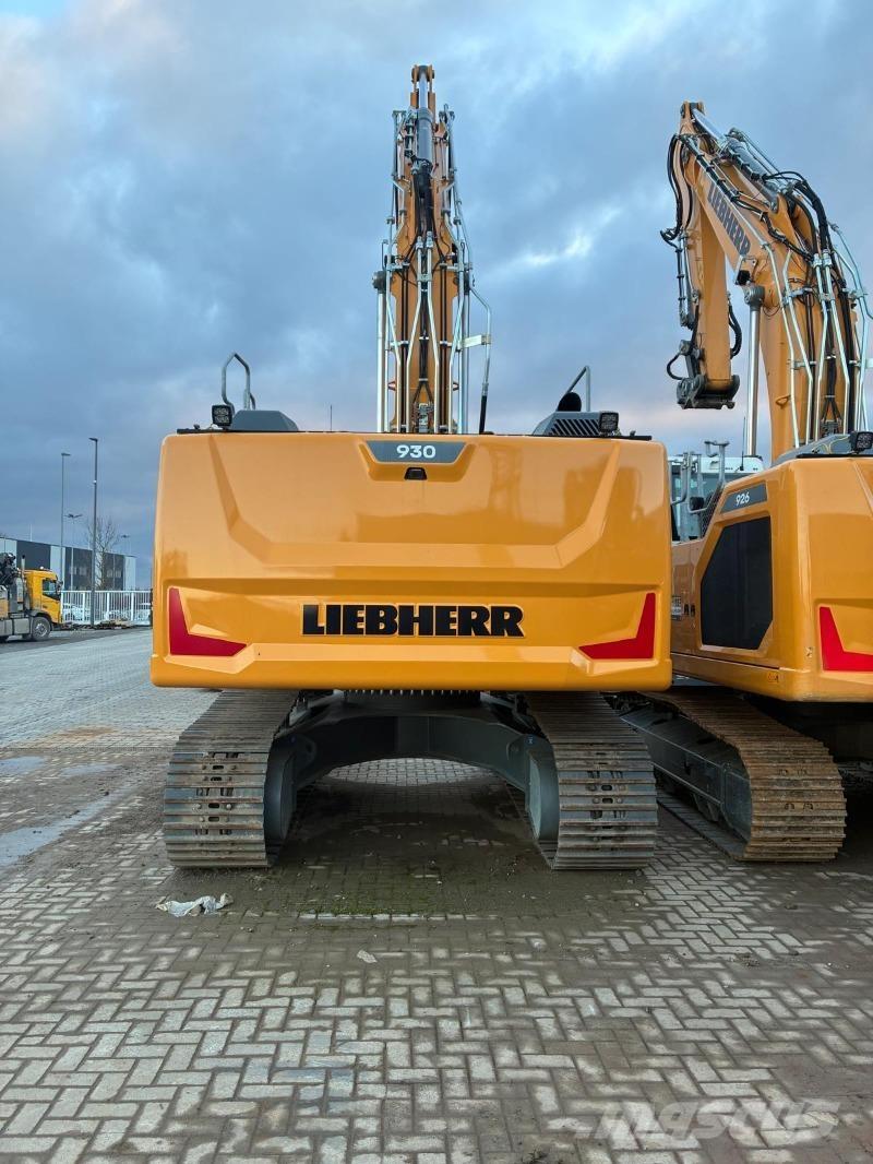 Liebherr R930 Telakaivukoneet