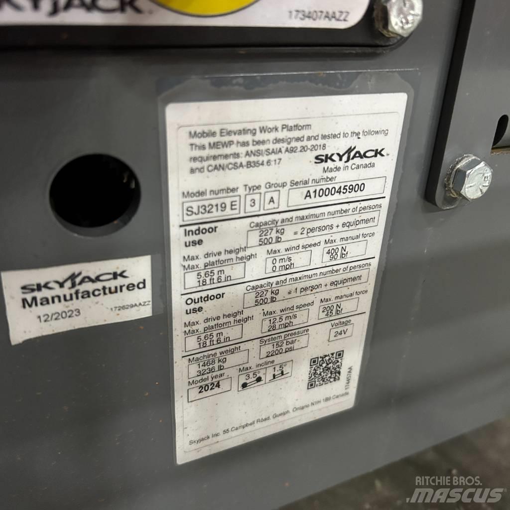 SkyJack SJ 3219 Saksilavat