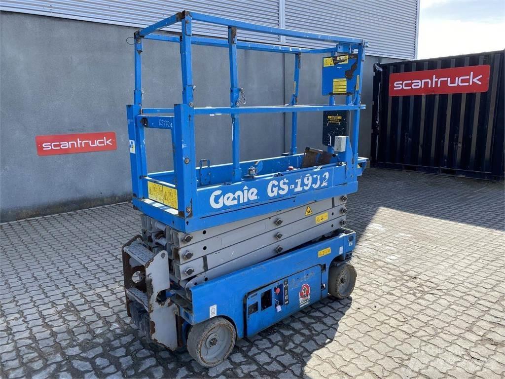 Genie GS1932 Saksilavat