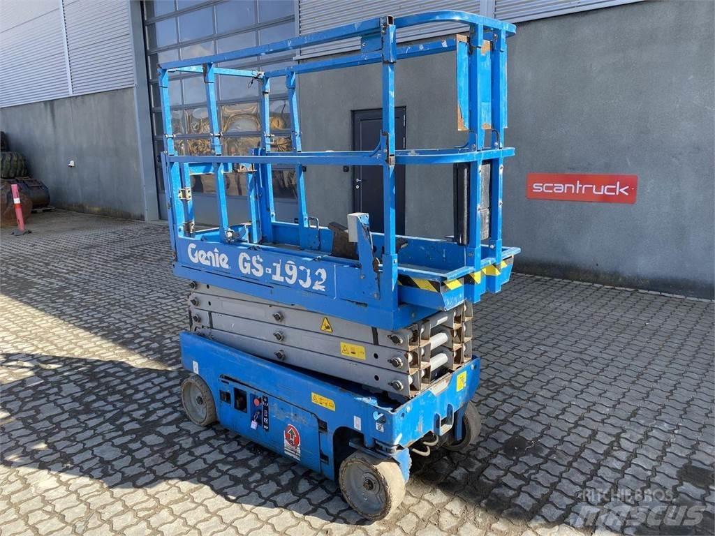 Genie GS1932 Saksilavat
