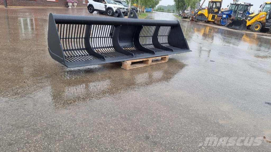  SKELETON Bucket Kauhat