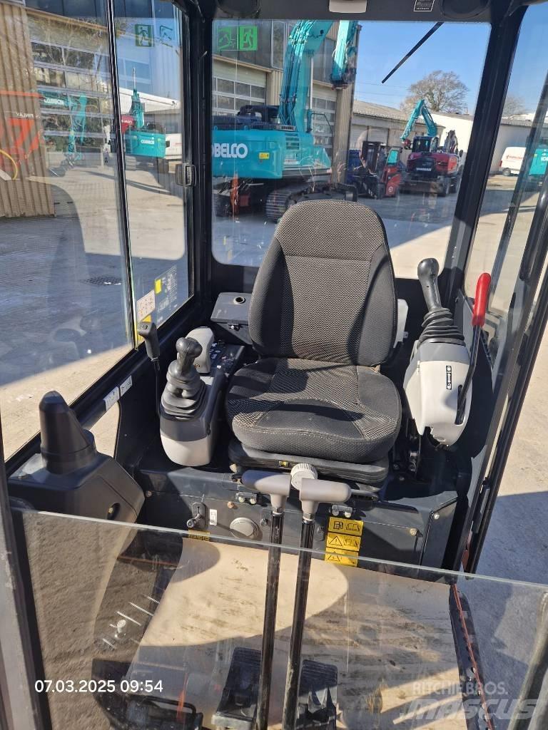 Hitachi ZX 19-6 Minikaivukoneet < 7t