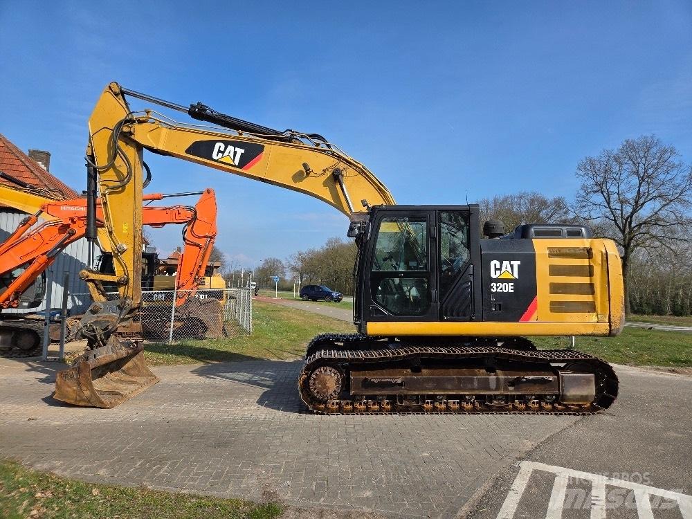 CAT 320EL Telakaivukoneet