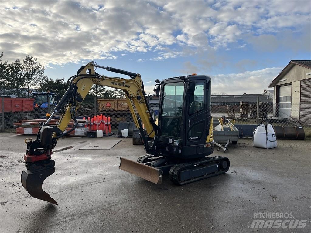 New Holland E 26 C Minikaivukoneet < 7t