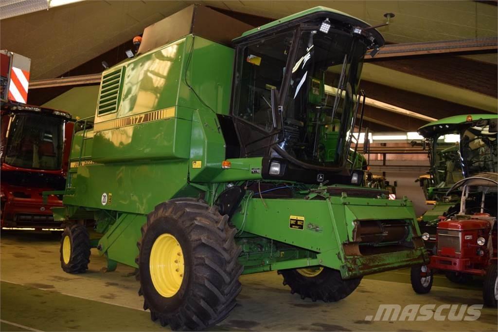 John Deere 1177 Leikkuupuimurit
