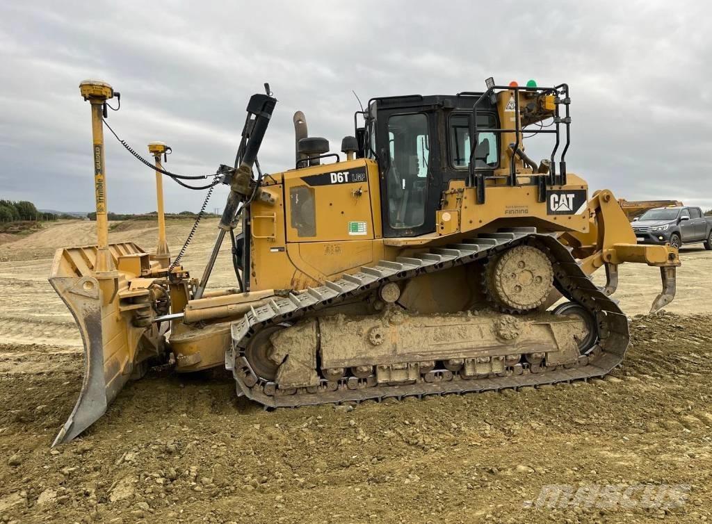 CAT D 6 T LGP Telaketjupuskutraktorit
