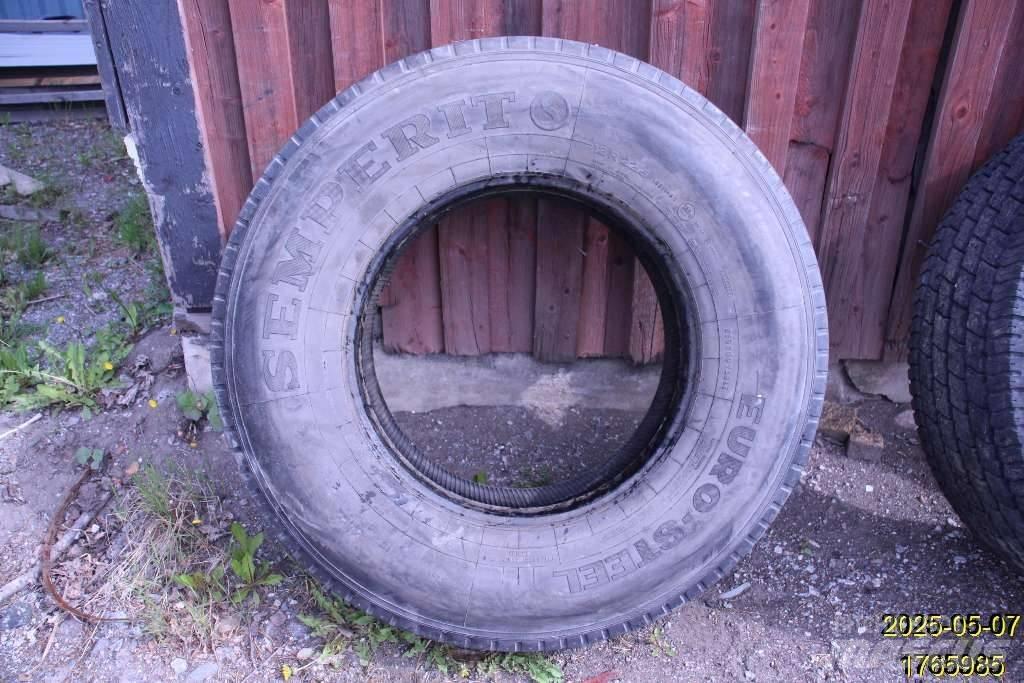  SEMPERIT EURO-STEEL Renkaat ja vanteet