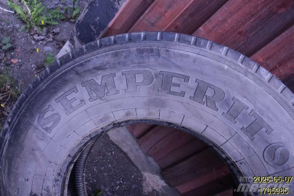  SEMPERIT EURO-STEEL Renkaat ja vanteet