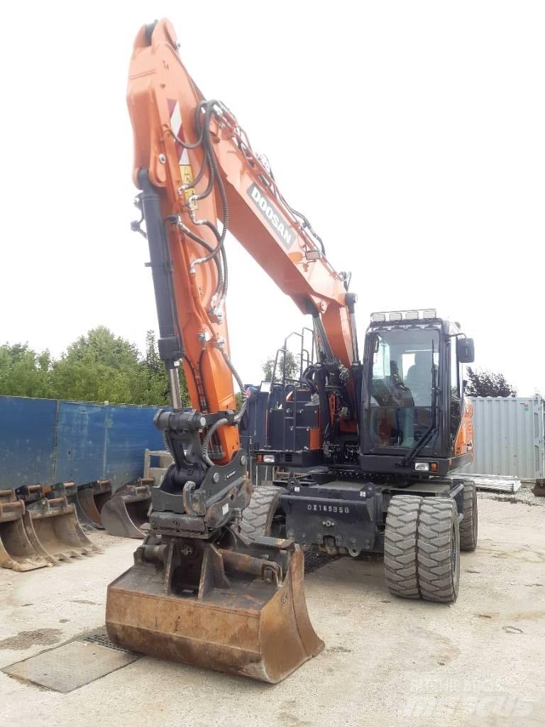 Doosan DX165 WR-7 Pyöräkaivukoneet