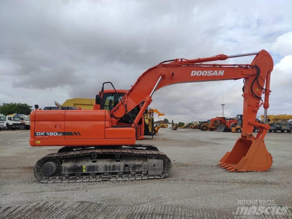 Doosan DX 180 LC Telakaivukoneet