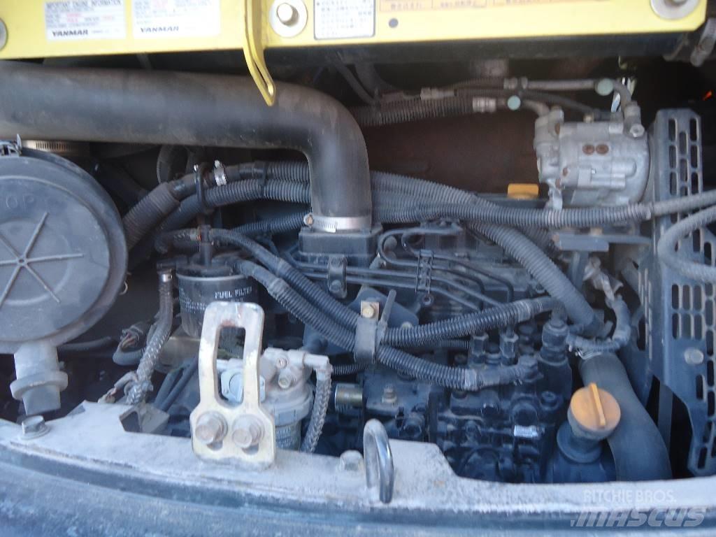 Yanmar B7-5A Midikaivukoneet 7t - 12t