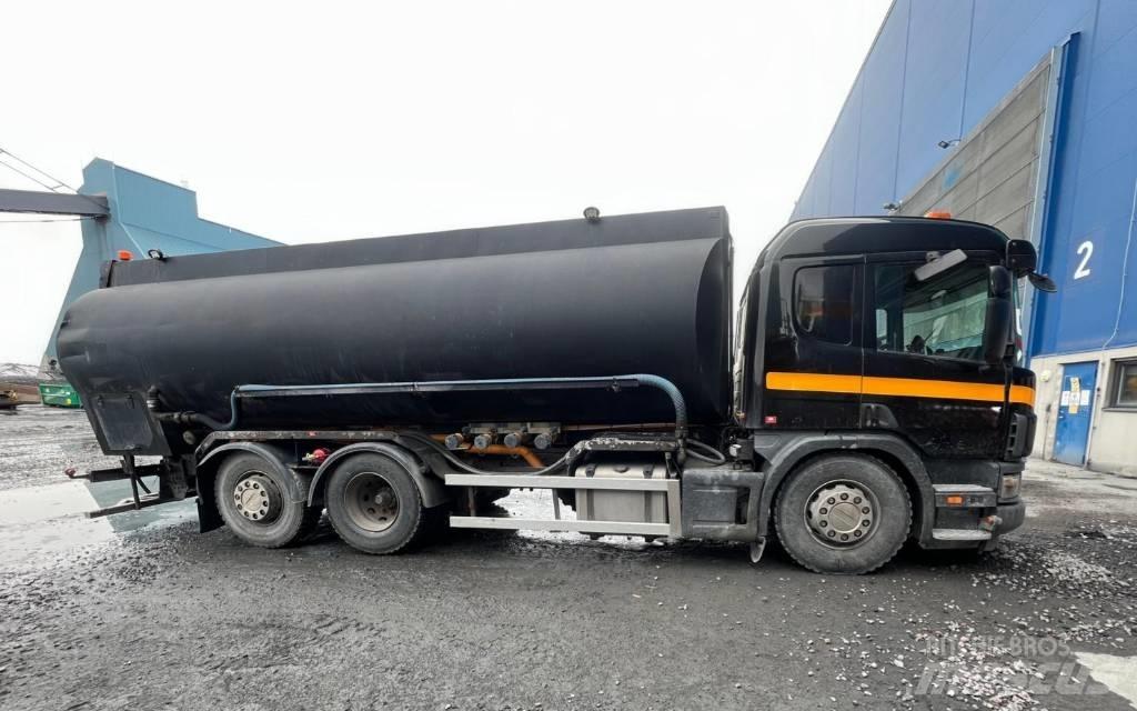 Scania P 114 Vetopöytäautot