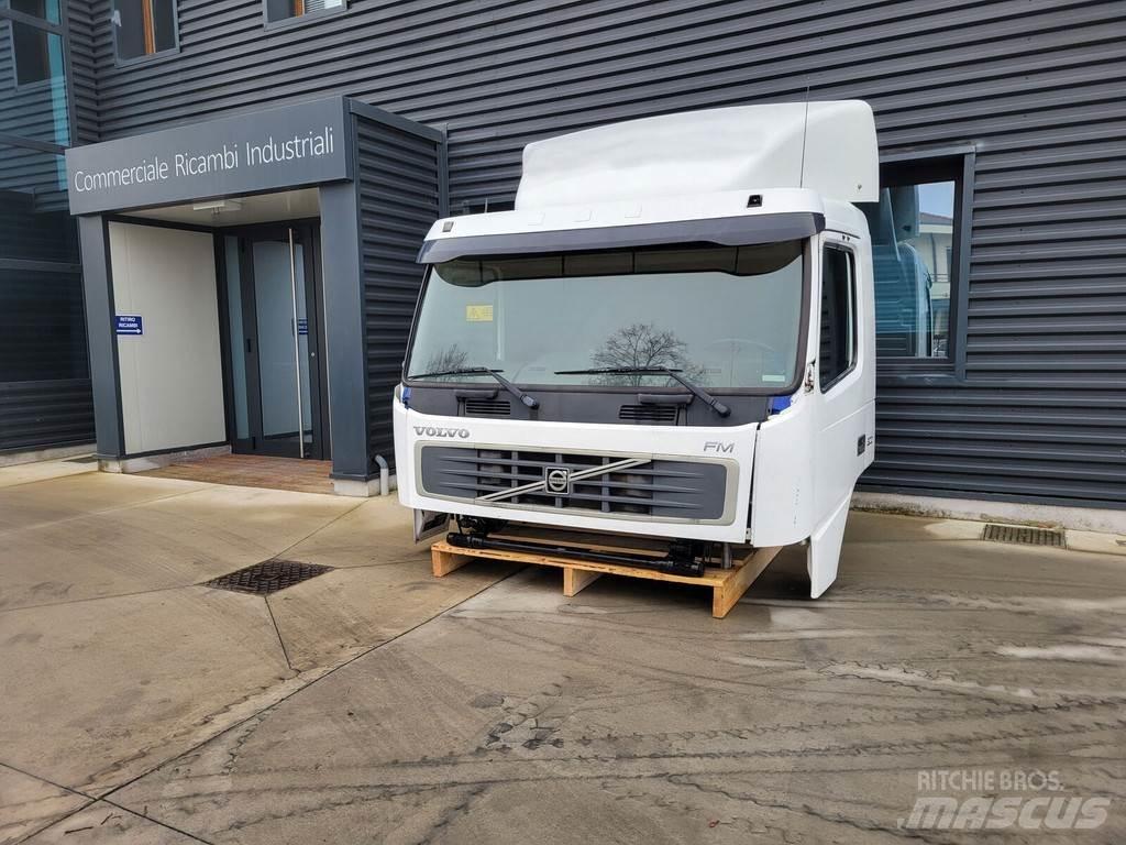Volvo FL Ohjaamot ja sisustat