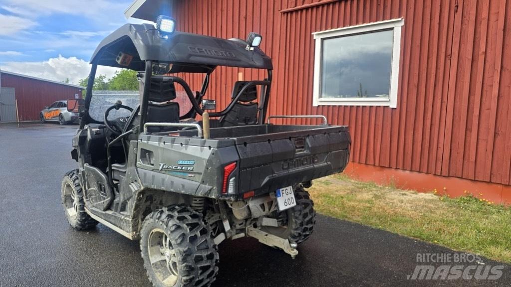  UTV CF 850 Minikaivukoneet < 7t