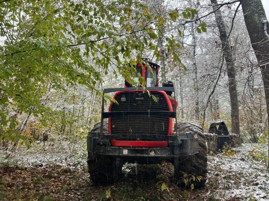 Komatsu 951 Harvesterit