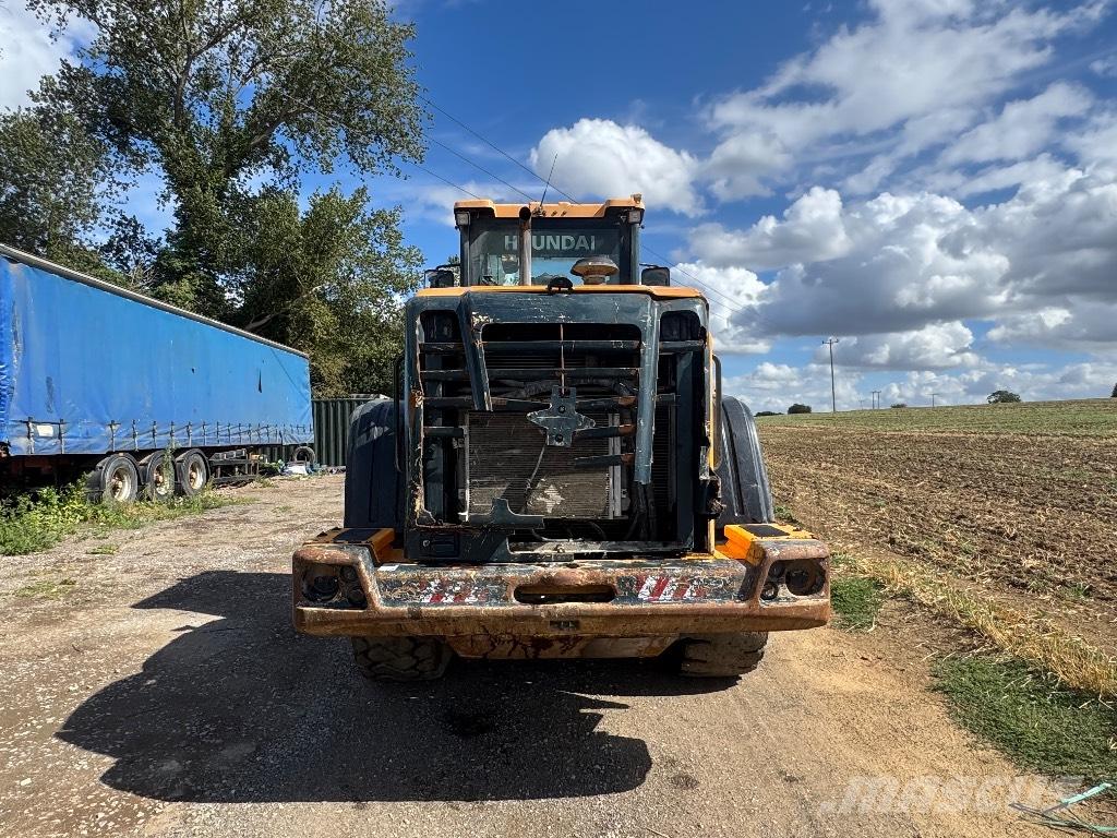Hyundai HL 740-9 A Pyöräkuormaajat
