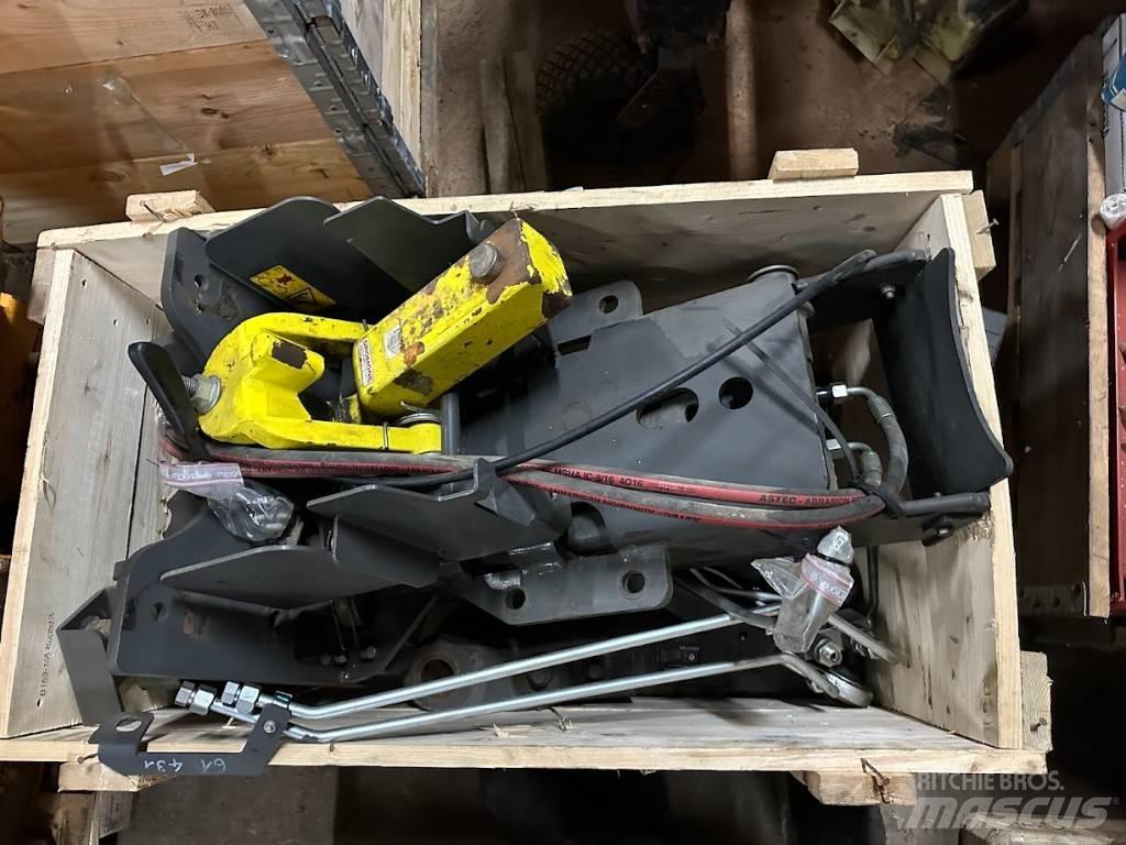 CLAAS Axion 800 Lisävarusteet ja komponentit