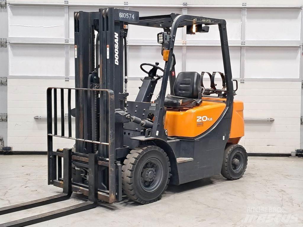 Doosan G20GP Nestekaasutrukit