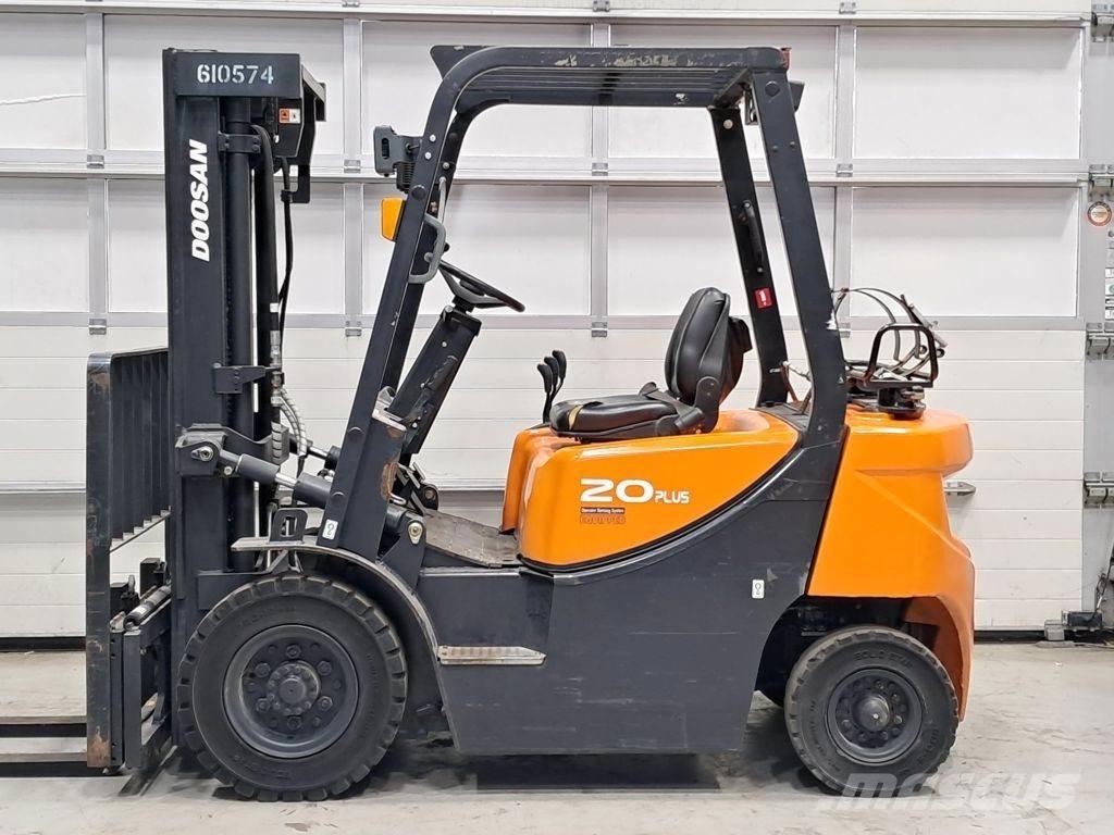 Doosan G20GP Nestekaasutrukit