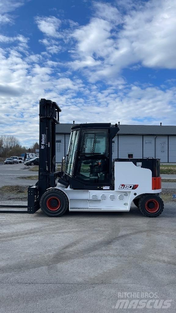 Bobcat B80NS Sähkötrukit