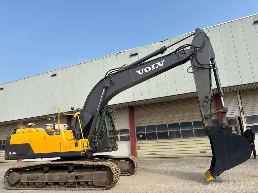 Volvo EC 220 DL Telakaivukoneet