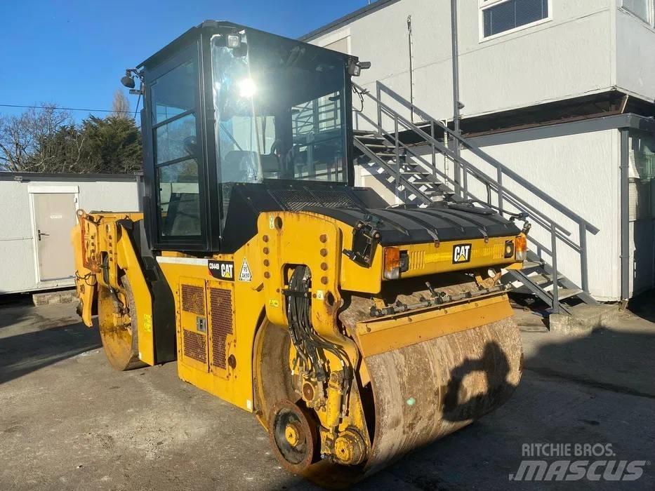 CAT CB 44 B Tandemjyrät