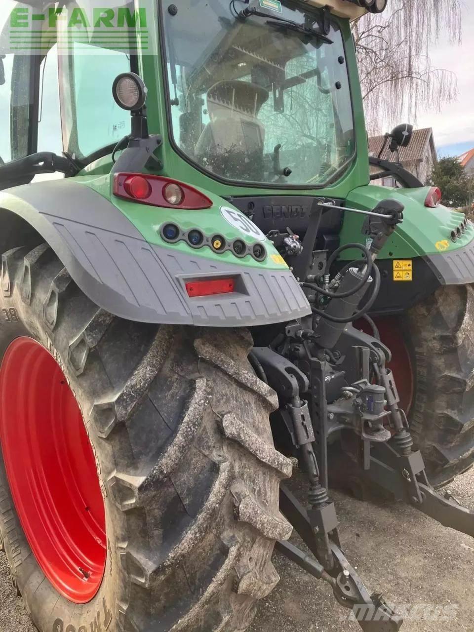 Fendt 513 vario Traktorit