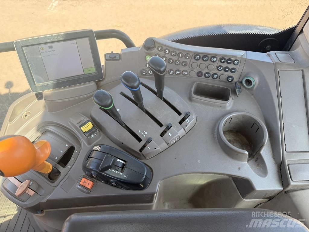 John Deere 6130 R Traktorit