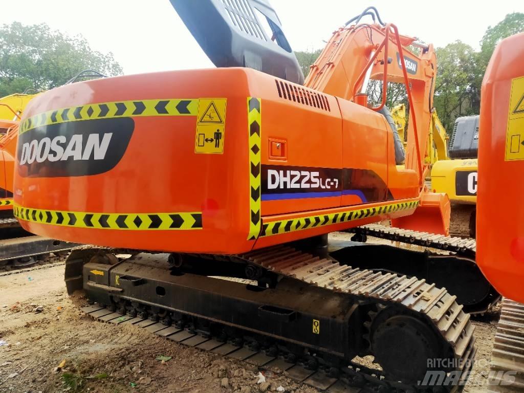 Doosan DH225LC-7 Telakaivukoneet