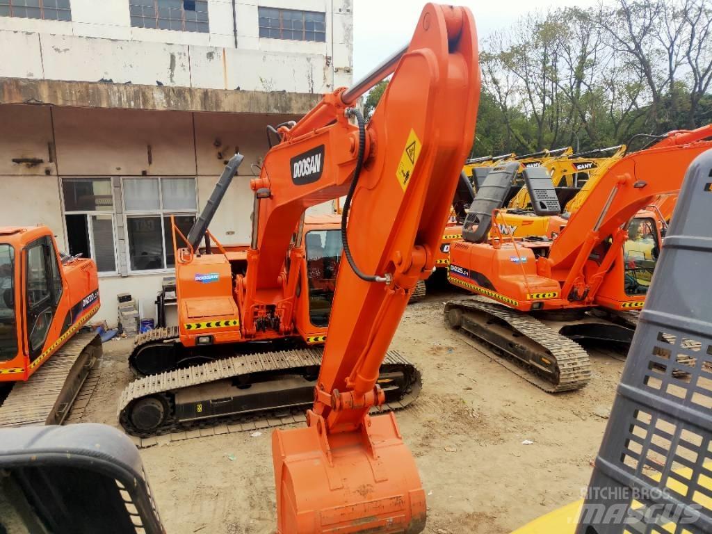 Doosan DH225LC-7 Telakaivukoneet