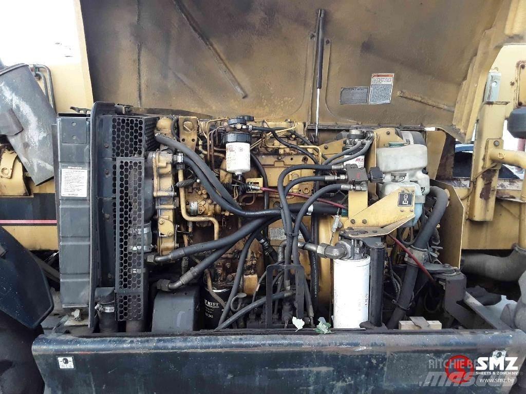 CAT TH 62 Muut henkilönosturit