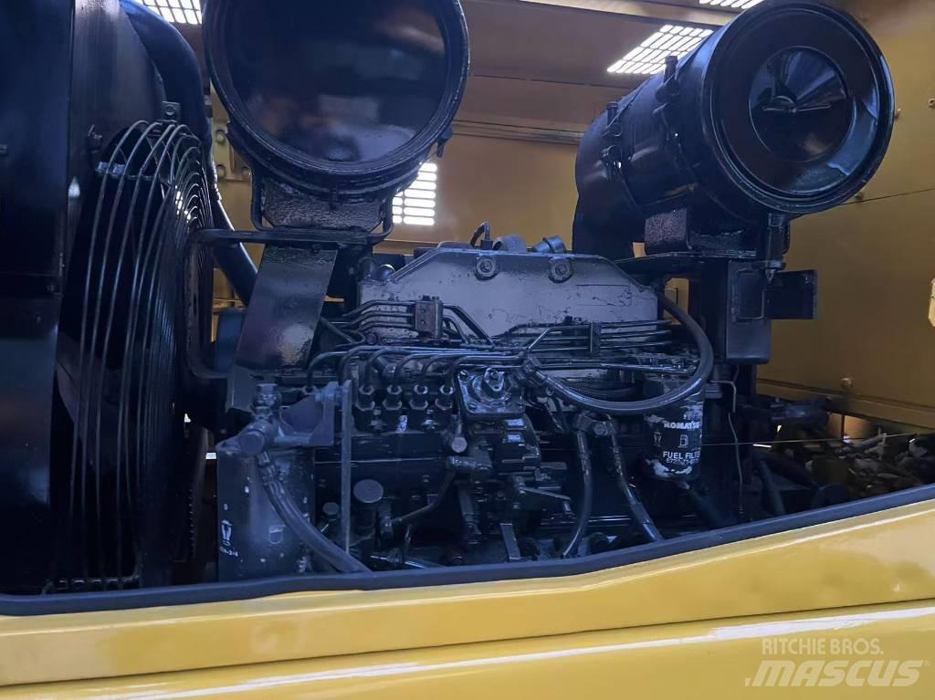 Komatsu WA320-3 Pyöräkuormaajat