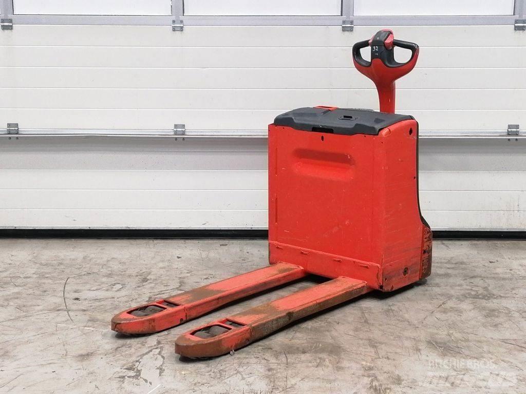Linde T16 Lavansiirtotrukit