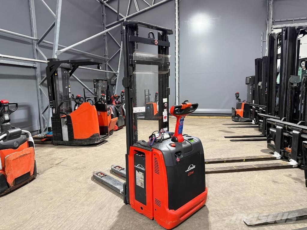 Linde D 14 Ajettavat pinoamisvaunut